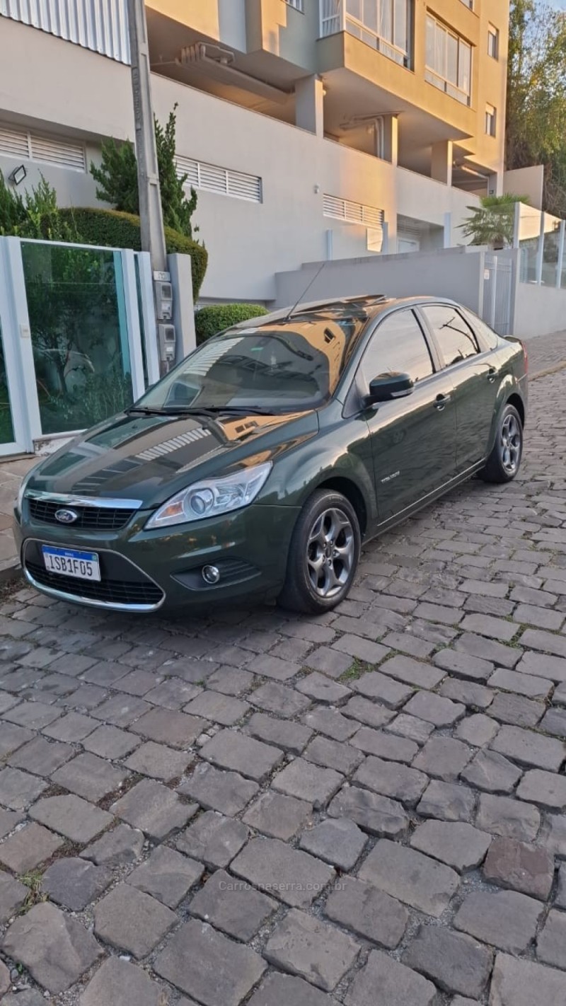 FOCUS 2.0 TITANIUM PLUS 16V FLEX 4P AUTOMÁTICO - 2011 - BENTO GONçALVES