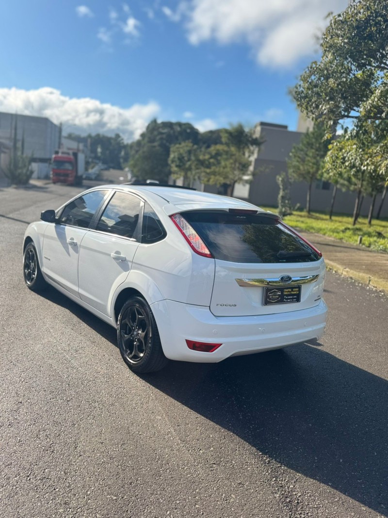 FOCUS 2.0 TITANIUM 16V FLEX 4P AUTOMÁTICO - 2011 - BENTO GONçALVES