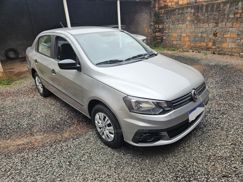 VOYAGE 1.6 MI TRENDLINE 8V FLEX 4P MANUAL - 2017 - PICADA CAFé