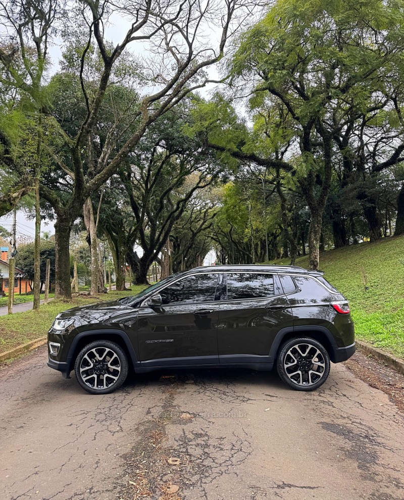 COMPASS 2.0 16V FLEX LIMITED AUTOMÁTICO - 2019 - PASSO FUNDO