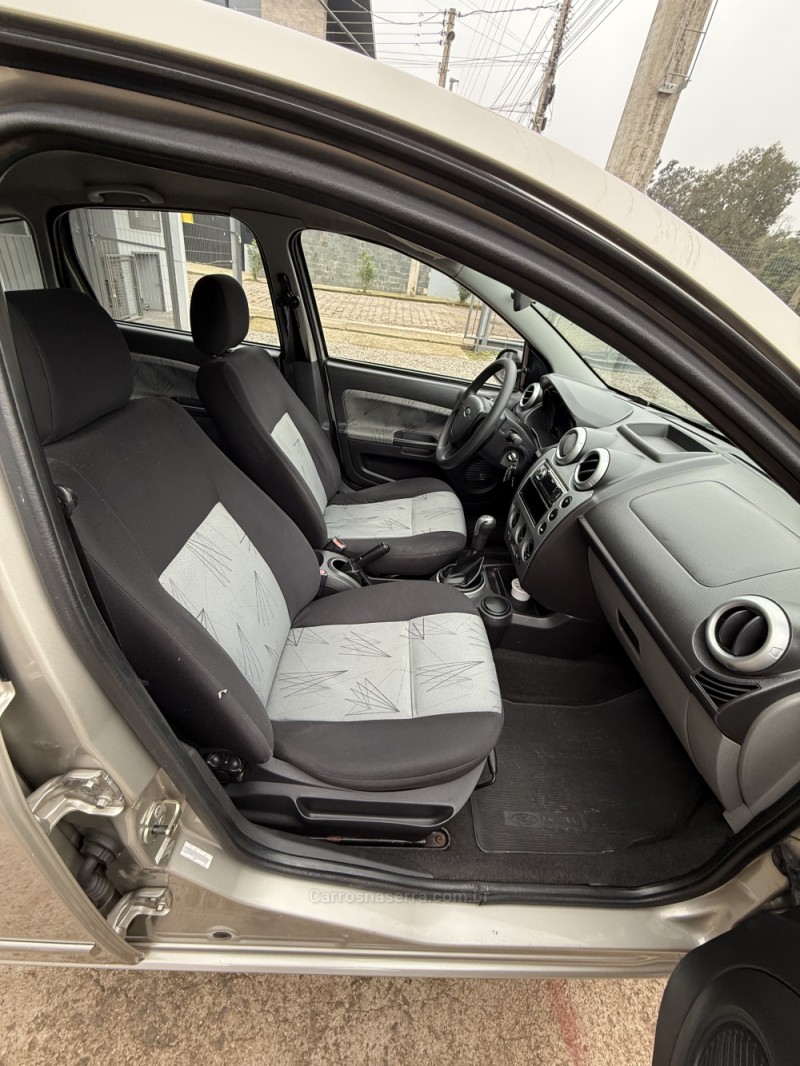 FIESTA 1.6 MPI CLASS HATCH 8V FLEX 4P MANUAL - 2010 - ARROIO DO MEIO
