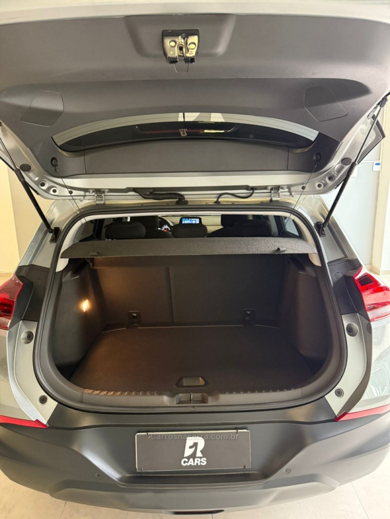 TRACKER 1.0 12V LT TURBO FLEX 4P AUTOMÁTICO - 2024 - LAJEADO