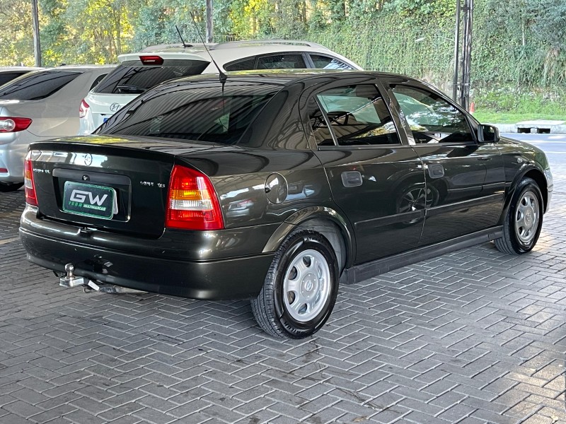 ASTRA 1.8 MPFI GL 8V GASOLINA 4P MANUAL - 2001 - CAXIAS DO SUL
