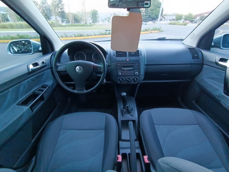 POLO 1.6 MI 8V TOTAL FLEX 4P MANUAL - 2011 - BOM PRINCíPIO