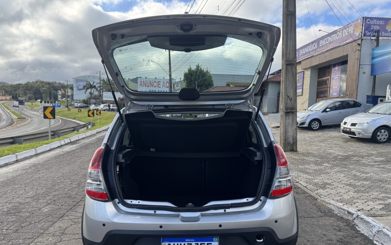 SANDERO 1.6 STEPWAY 8V FLEX 4P MANUAL - 2014 - DOIS IRMãOS