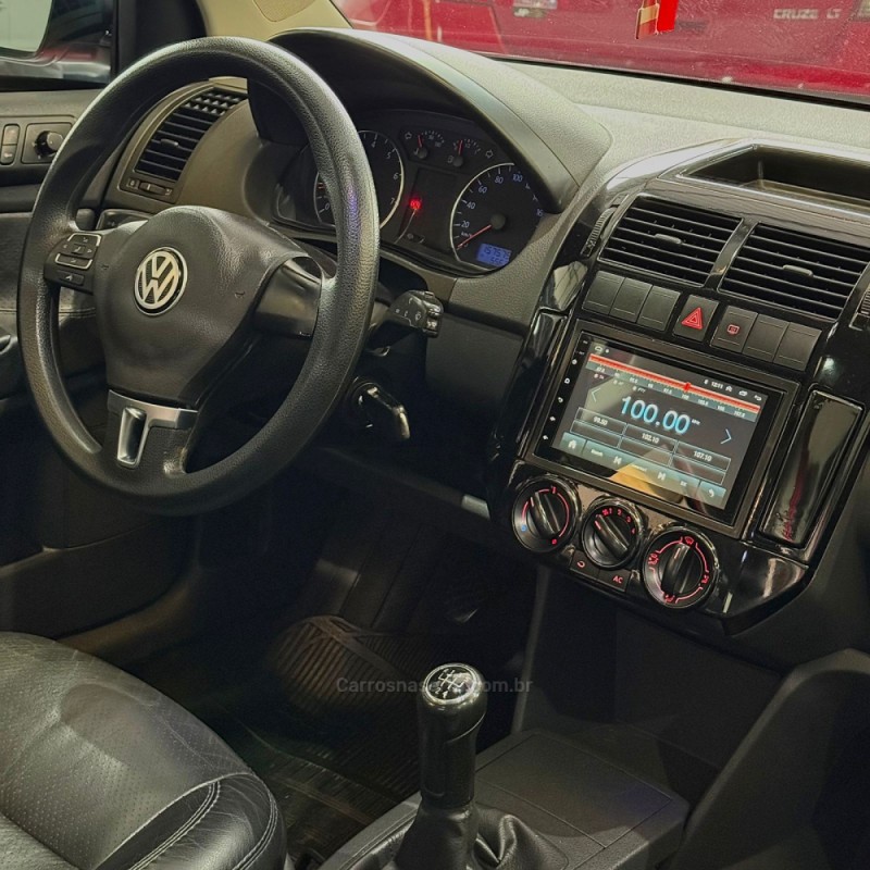 POLO 1.6 MI 8V TOTAL FLEX 4P MANUAL - 2011 - NOVO HAMBURGO