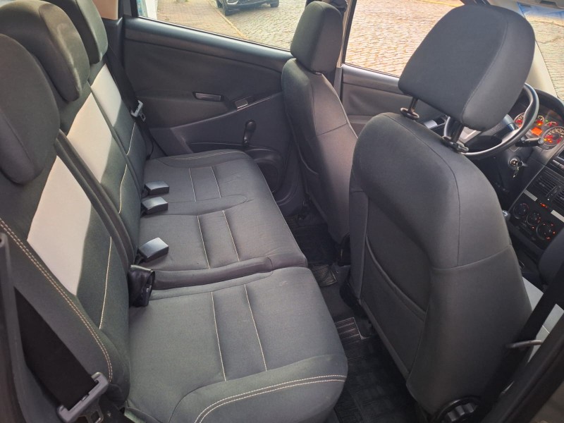 IDEA 1.4 MPI ATTRACTIVE 8V FLEX 4P MANUAL - 2012 - CAXIAS DO SUL