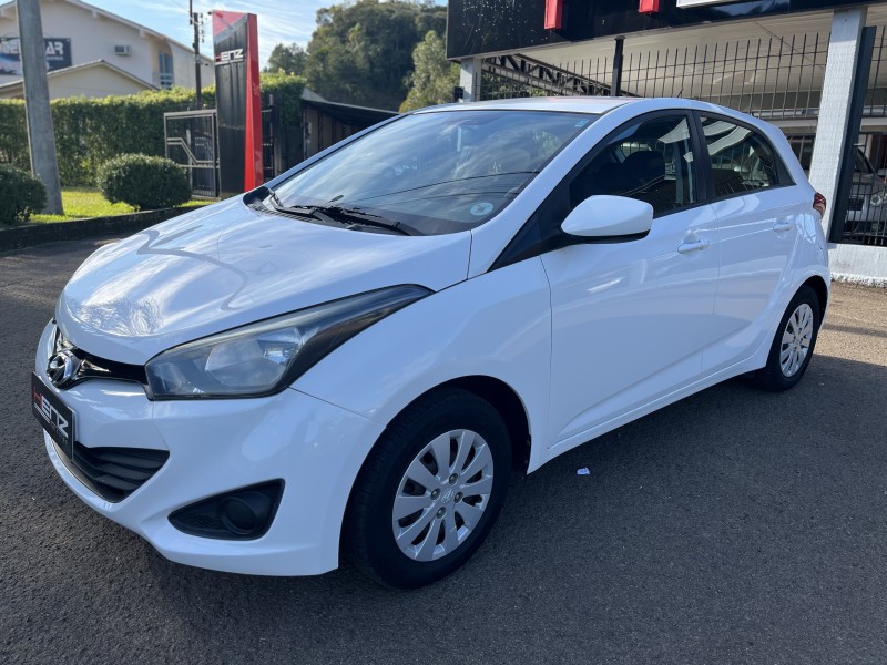 HB20 1.6 COMFORT 16V FLEX 4P MANUAL - 2015 - BOM PRINCíPIO
