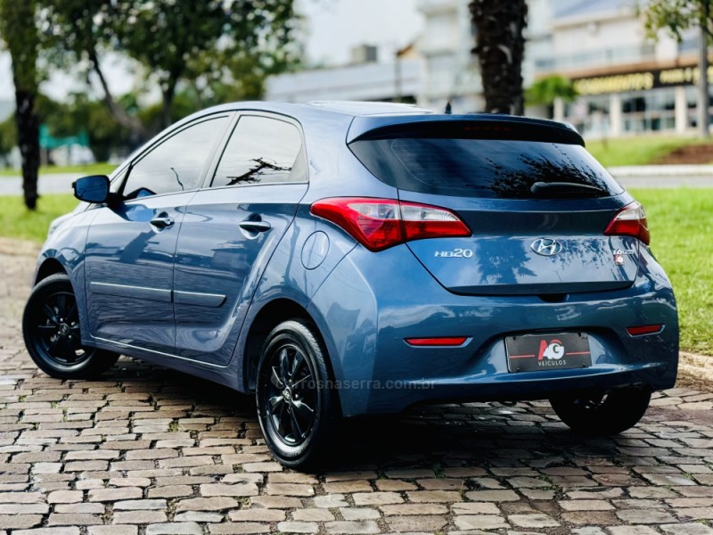 HB20 1.6 COMFORT PLUS 16V FLEX 4P MANUAL - 2015 - CASCA
