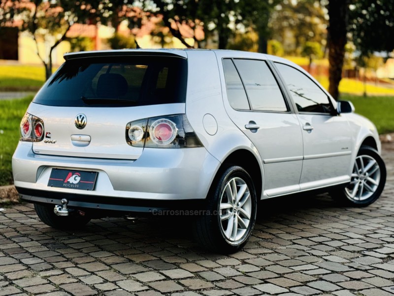 GOLF 1.6 MI SPORTLINE 8V FLEX 4P MANUAL - 2011 - CASCA