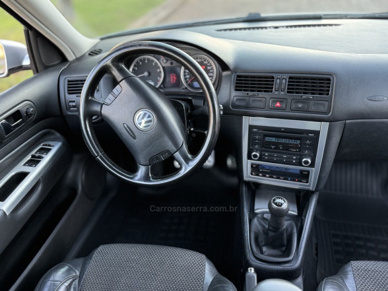 GOLF 1.6 MI SPORTLINE 8V FLEX 4P MANUAL - 2011 - CASCA