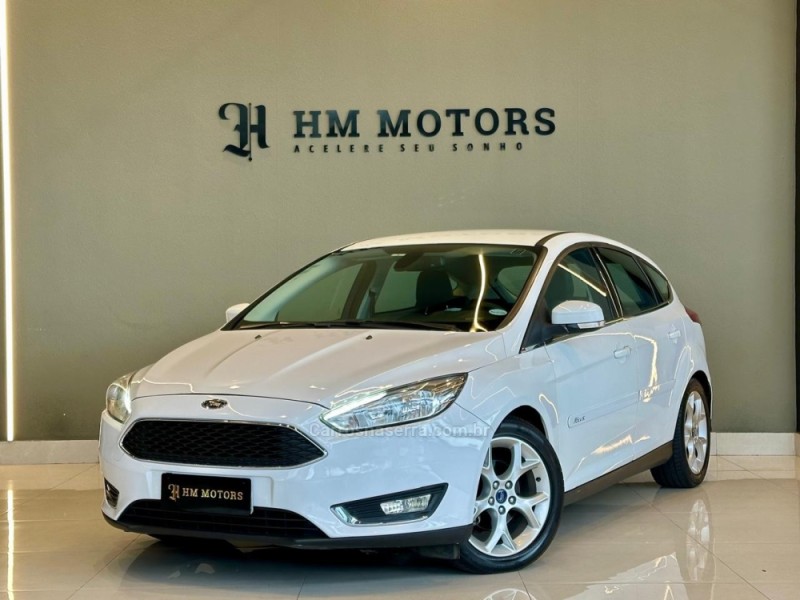 focus 2.0 se plus 16v flex 4p automatico 2017 caxias do sul