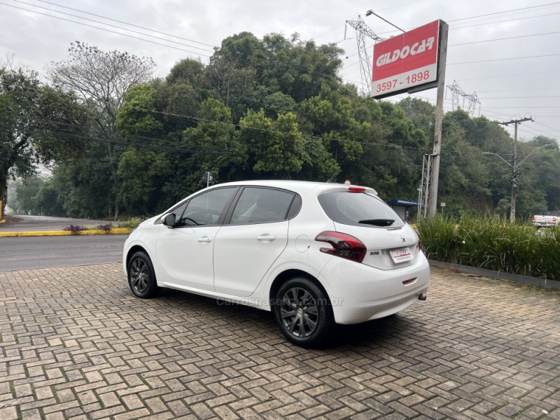 208 1.2 ACTIVE 12V FLEX 4P MANUAL - 2017 - CAMPO BOM