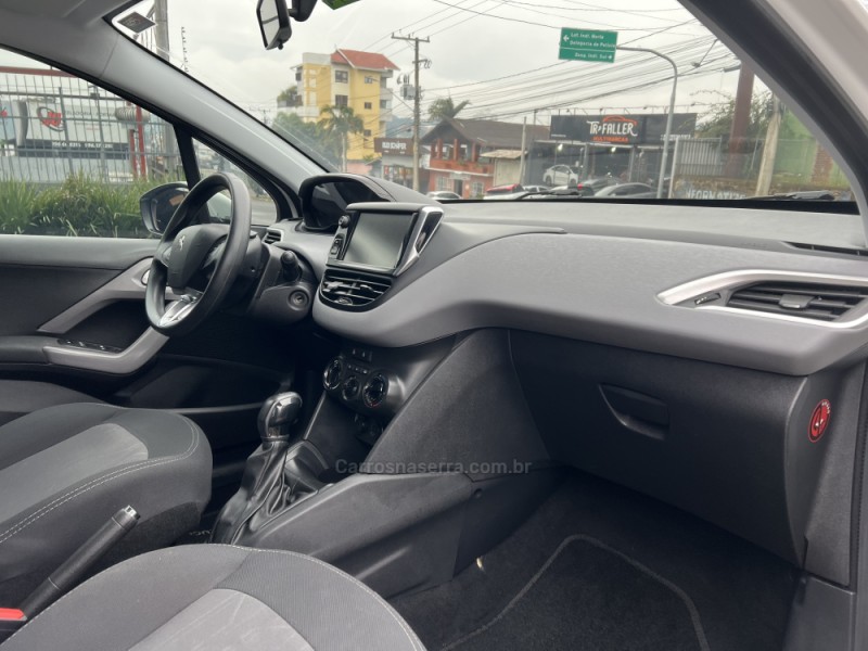 208 1.2 ACTIVE 12V FLEX 4P MANUAL - 2017 - CAMPO BOM