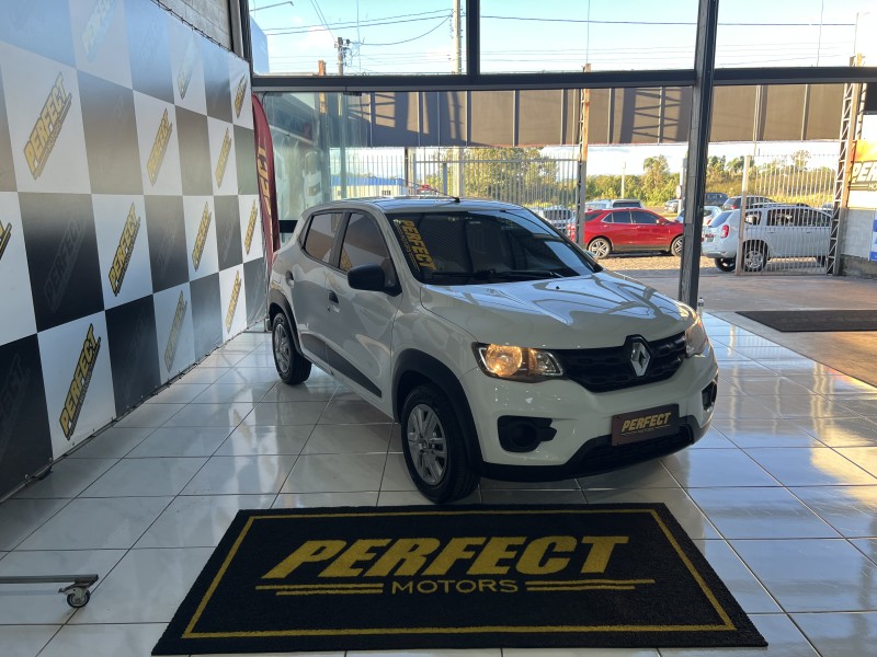 KWID 1.0 12V SCE FLEX ZEN MANUAL - 2020 - PORTãO