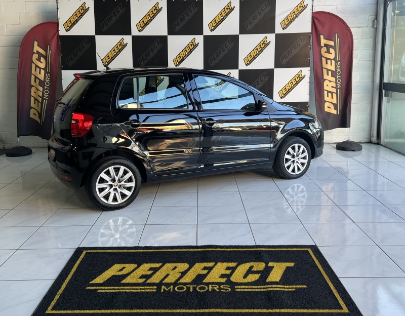 FOX 1.0 ITREND 8V FLEX 4P MANUAL - 2013 - PORTãO