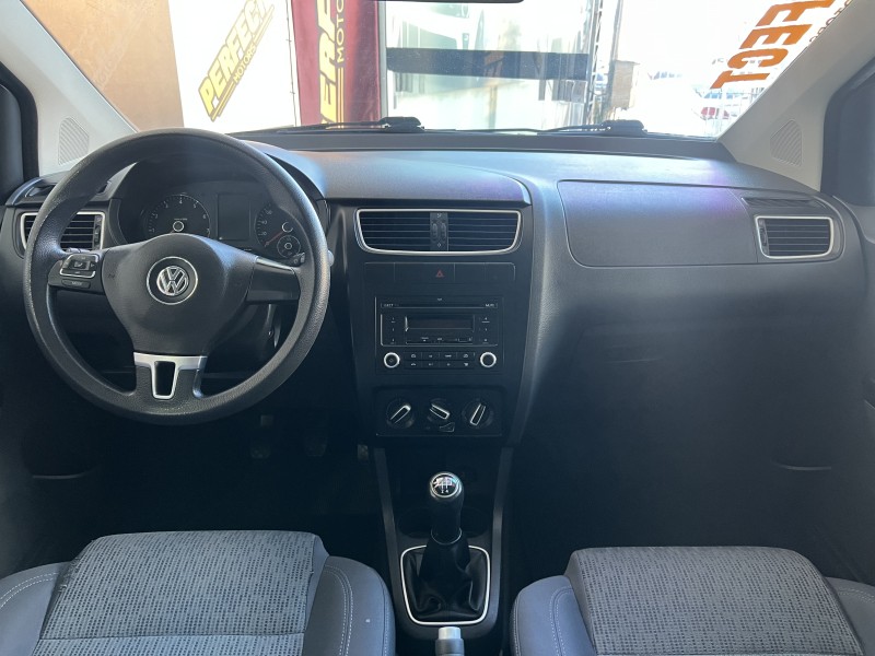 FOX 1.0 ITREND 8V FLEX 4P MANUAL - 2013 - PORTãO