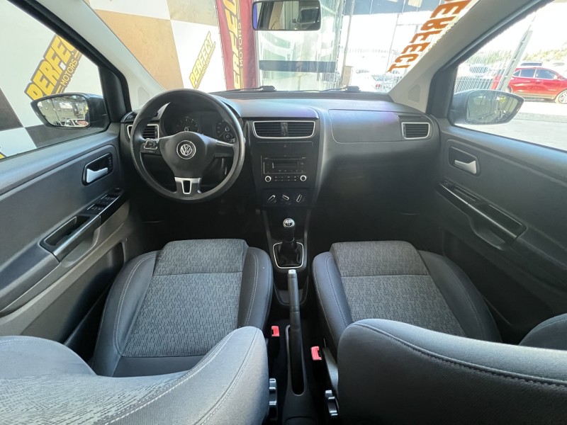 FOX 1.0 ITREND 8V FLEX 4P MANUAL - 2013 - PORTãO