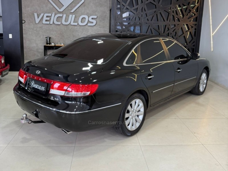 AZERA 3.3 MPFI GLS SEDAN V6 24V GASOLINA 4P AUTOMÁTICO - 2009 - ENCANTADO