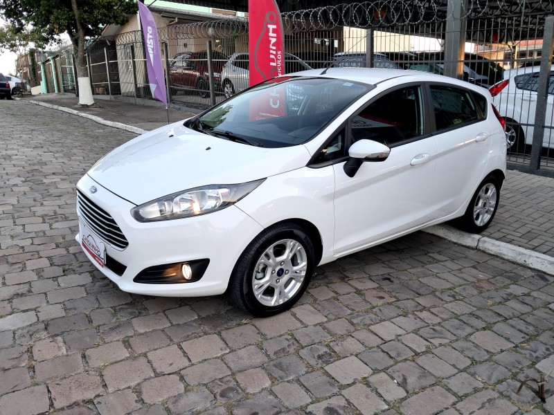FIESTA 1.6 SE HATCH 16V FLEX 4P AUTOMÁTICO