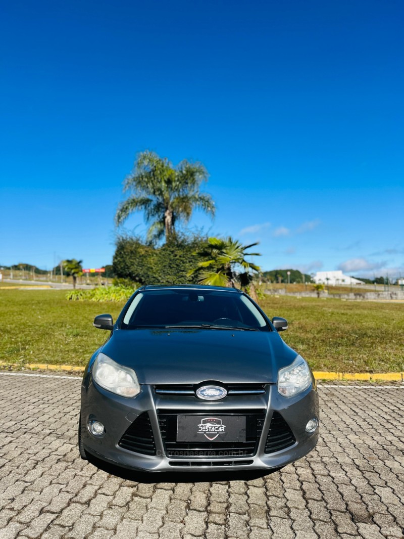 FOCUS 2.0 TITANIUM HATCH 16V FLEX 4P AUTOMÁTICO - 2015 - CAXIAS DO SUL