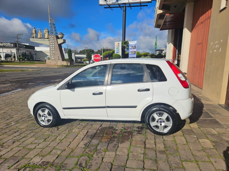 FIESTA 1.0 MPI 8V GASOLINA 4P MANUAL - 2004 - VERANóPOLIS
