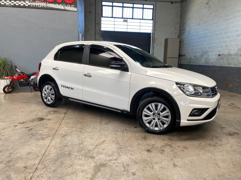 GOL 1.0 MI TRACK 8V FLEX 4P MANUAL - 2018 - VACARIA