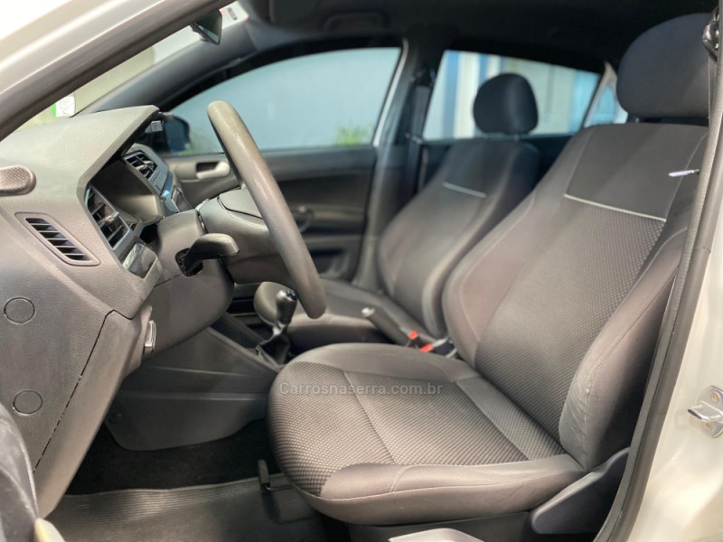 GOL 1.0 MI TRACK 8V FLEX 4P MANUAL - 2018 - VACARIA