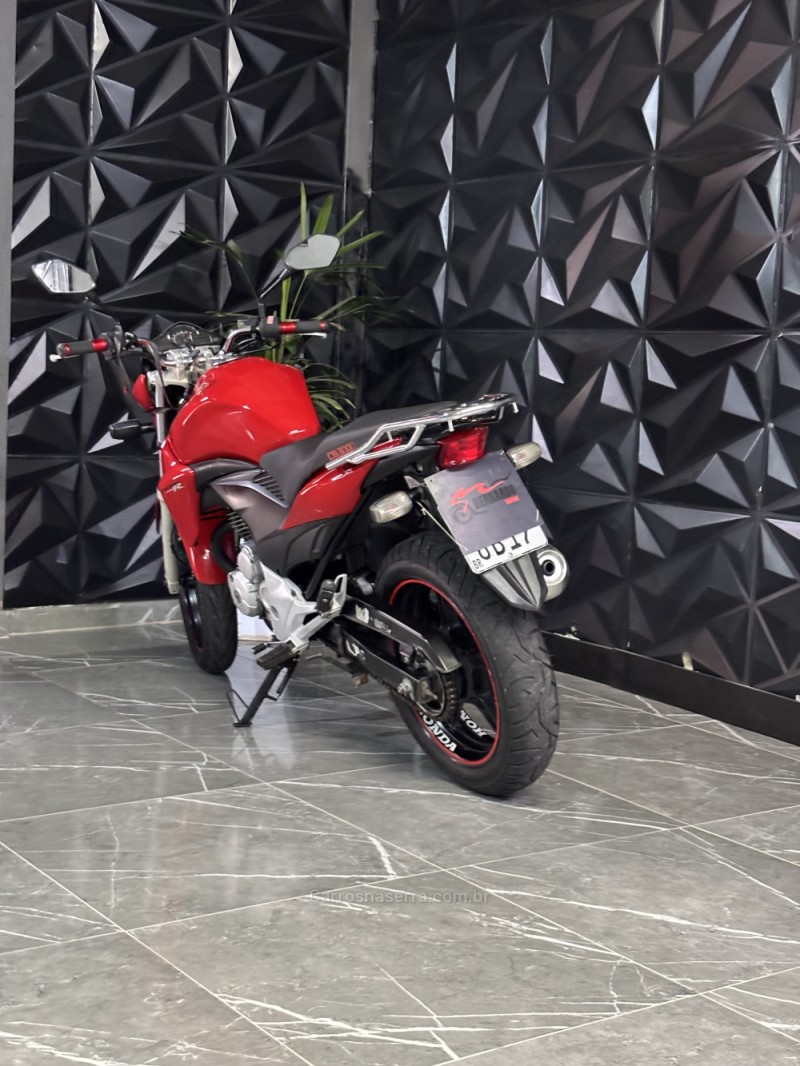CB 300R  - 2014 - CAXIAS DO SUL