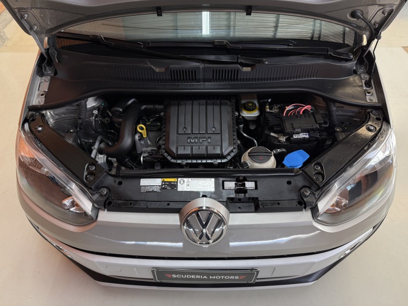 UP 1.0 CROSS T.FLEX 12V 4P MANUAL - 2015 - BENTO GONçALVES