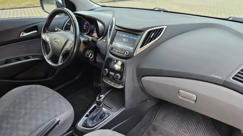 HB20S 1.6 PREMIUM 16V FLEX 4P AUTOMÁTICO - 2017 - IVOTI