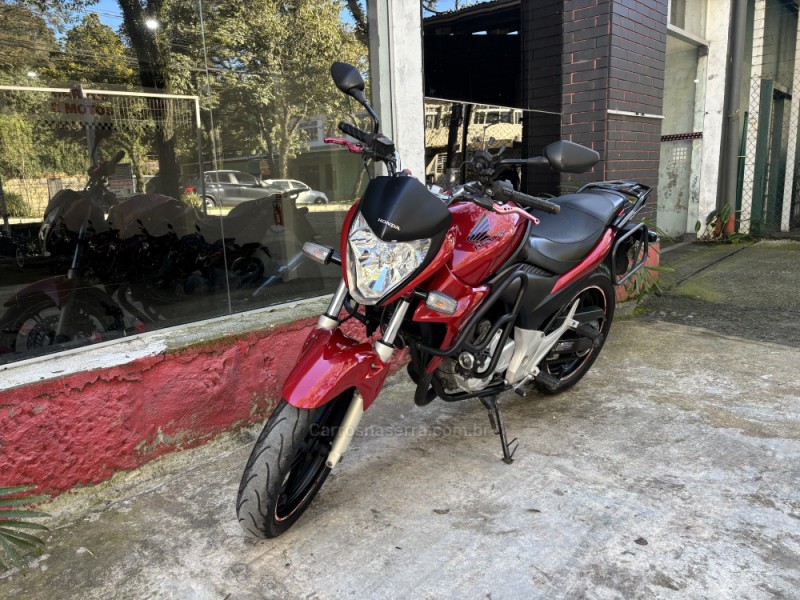 CB 300R  - 2013 - BENTO GONçALVES