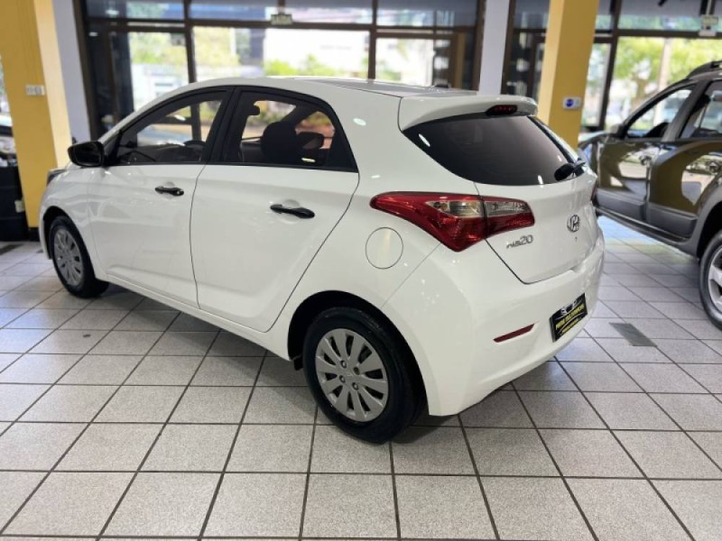 HB20 1.0 COMFORT 12V FLEX 4P MANUAL - 2014 - CAXIAS DO SUL
