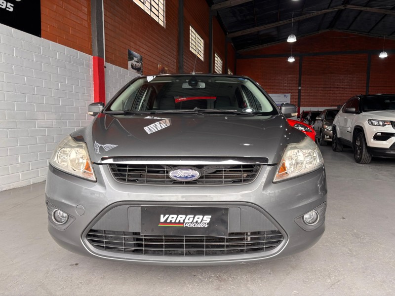 FOCUS 2.0 GLX 16V FLEX 4P AUTOMÁTICO - 2012 - CAXIAS DO SUL