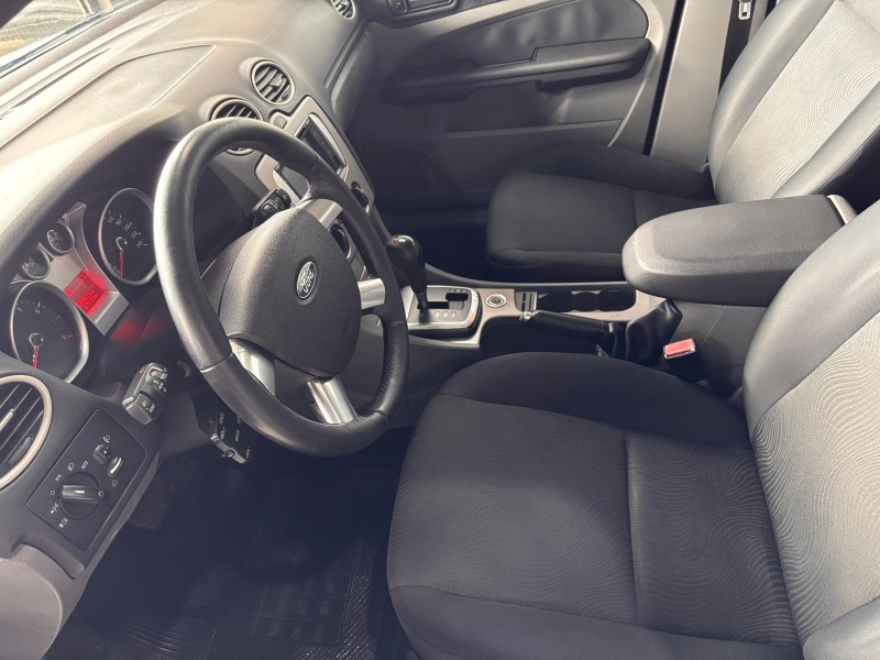 FOCUS 2.0 GLX 16V FLEX 4P AUTOMÁTICO - 2012 - CAXIAS DO SUL