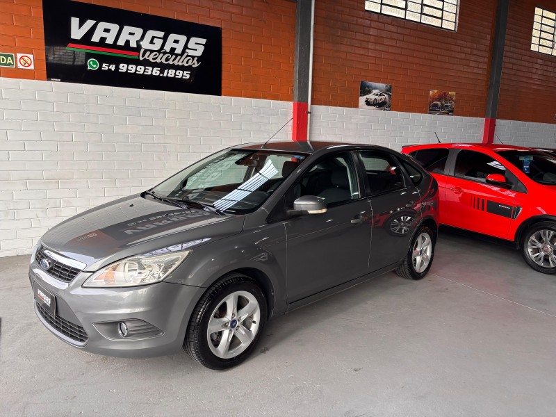 focus 2.0 glx 16v flex 4p automatico 2013 caxias do sul