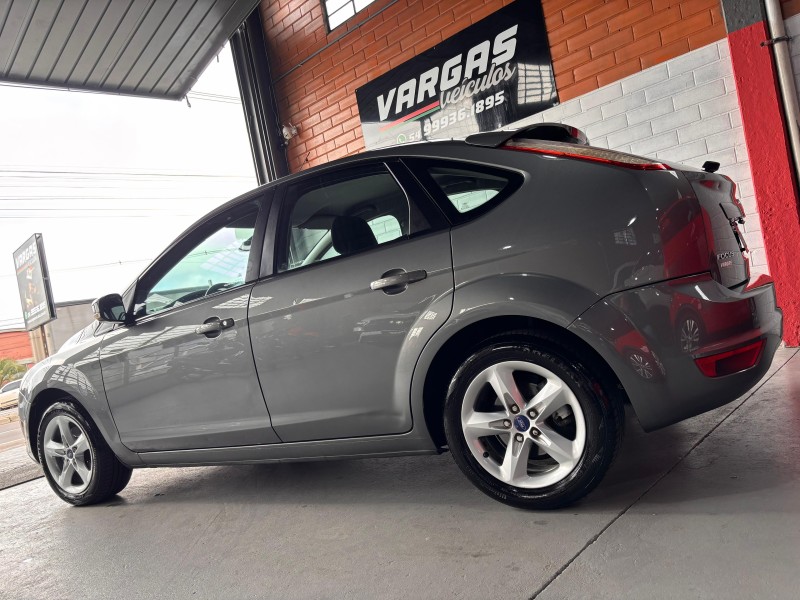 FOCUS 2.0 GLX 16V FLEX 4P AUTOMÁTICO - 2012 - CAXIAS DO SUL