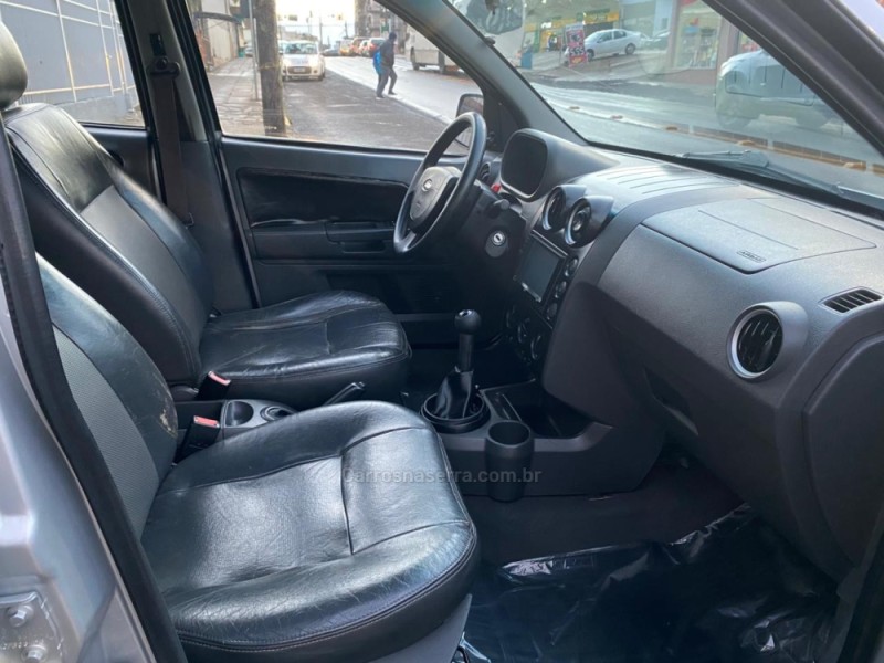 ECOSPORT 1.6 XLT 8V GASOLINA 4P MANUAL - 2004 - VACARIA