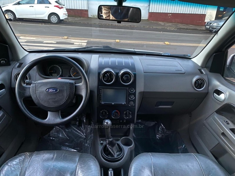ECOSPORT 1.6 XLT 8V GASOLINA 4P MANUAL - 2004 - VACARIA