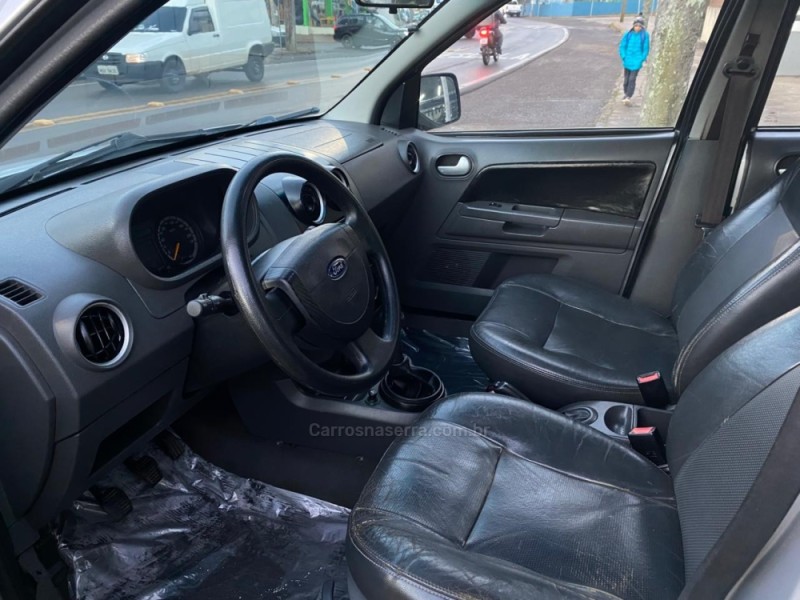 ECOSPORT 1.6 XLT 8V GASOLINA 4P MANUAL - 2004 - VACARIA