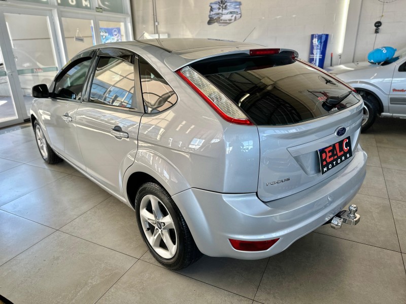 FOCUS 1.6 GLX 8V GASOLINA 4P MANUAL - 2011 - CAXIAS DO SUL
