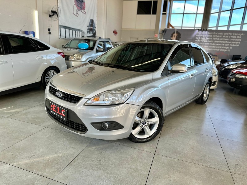 focus 1.6 glx 8v gasolina 4p manual 2011 caxias do sul