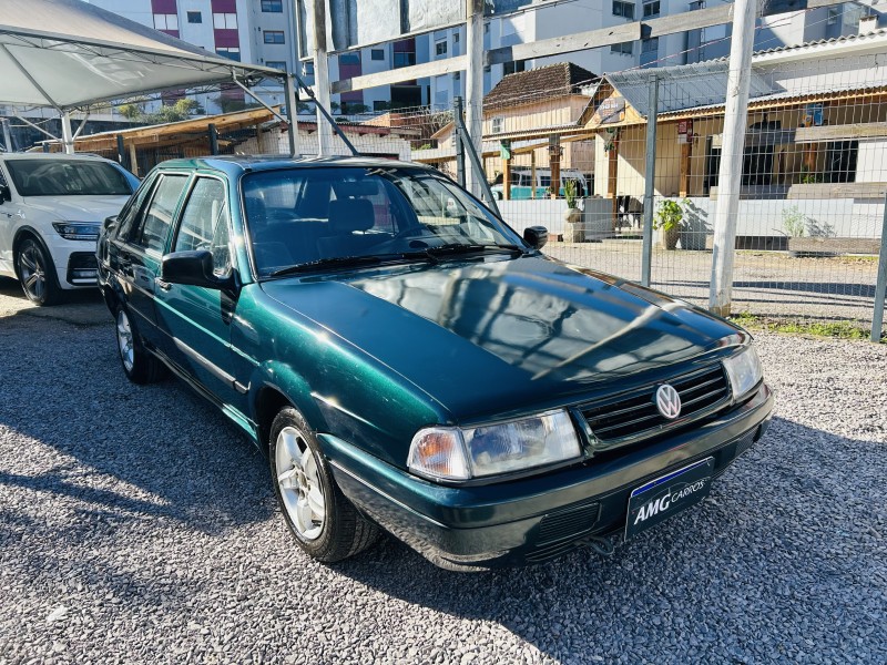 SANTANA 1.8 CLI 8V GASOLINA 4P MANUAL - 1997 - CAXIAS DO SUL