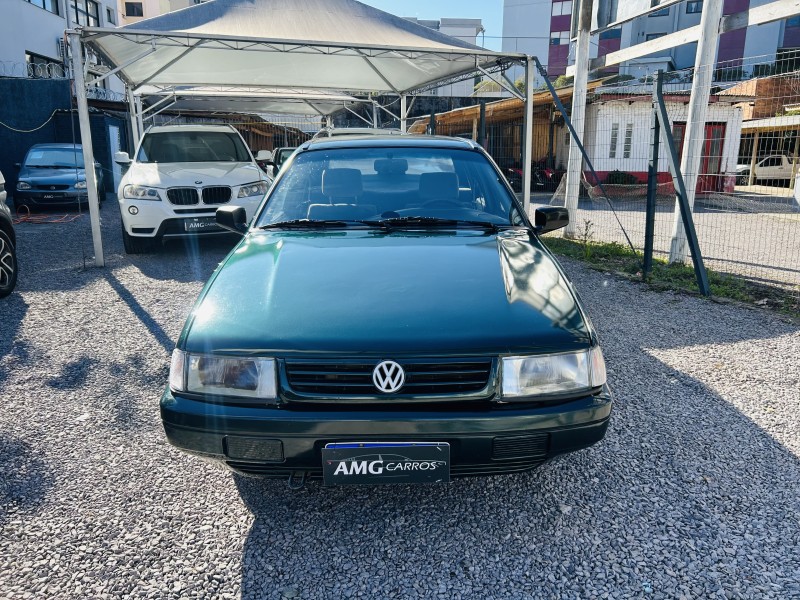 SANTANA 1.8 CLI 8V GASOLINA 4P MANUAL - 1997 - CAXIAS DO SUL