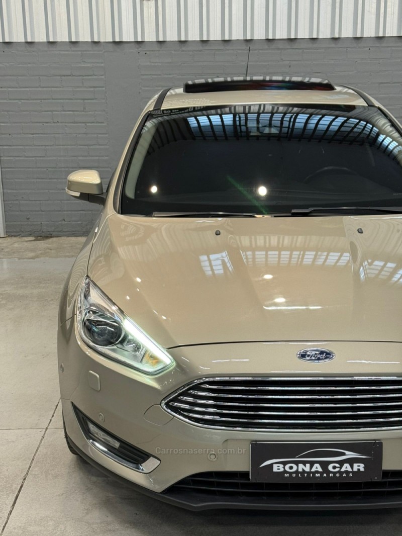 FOCUS 2.0 TITANIUM PLUS HATCH 16V FLEX 4P AUTO - 2017 - CAXIAS DO SUL