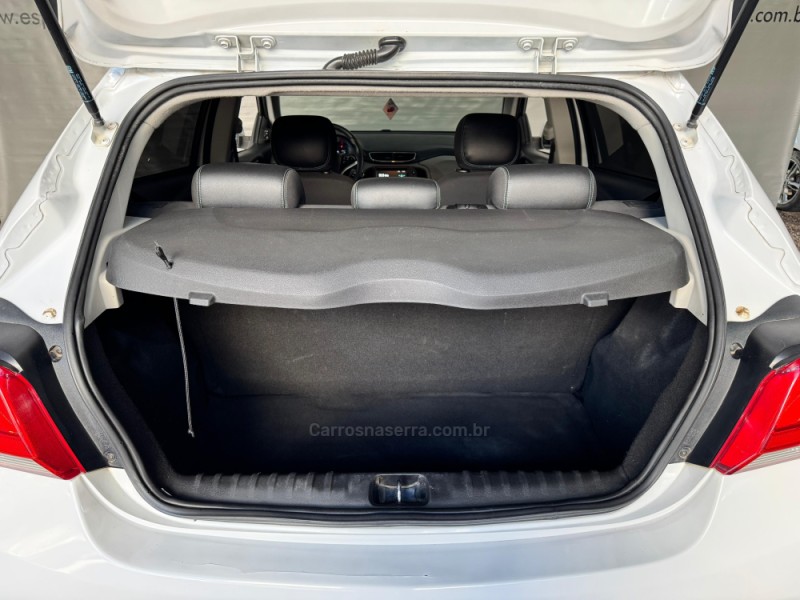 ONIX 1.4 MPFI LT 8V FLEX 4P MANUAL - 2019 - NOVA PRATA