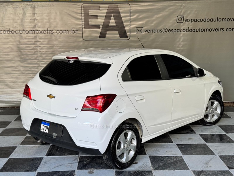 ONIX 1.4 MPFI LT 8V FLEX 4P MANUAL - 2019 - NOVA PRATA