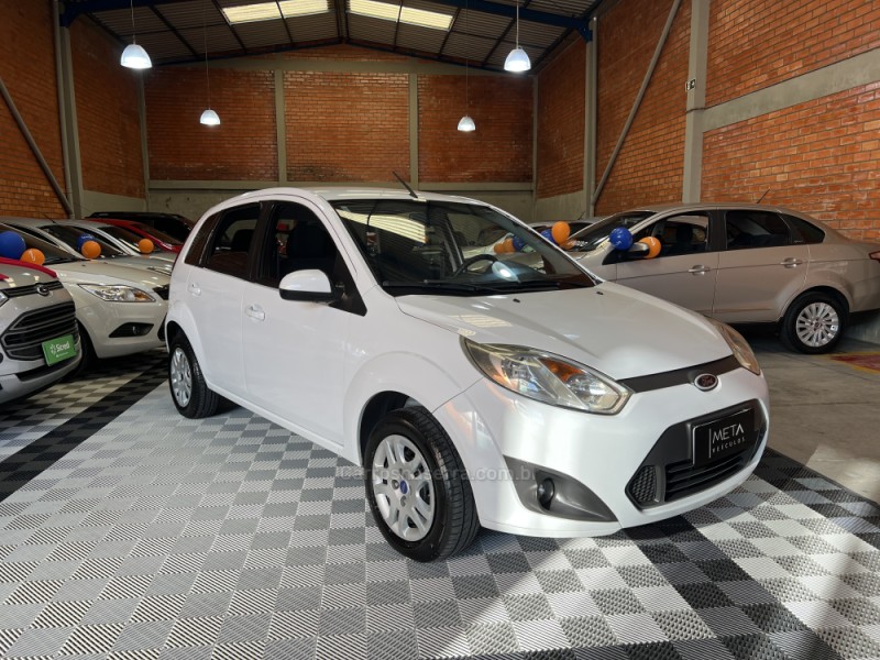 FIESTA 1.6 ROCAM HATCH 8V FLEX 4P MANUAL - 2013 - BENTO GONçALVES