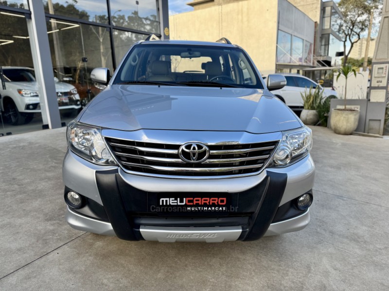 HILUX SW4 2.7 SR 4X2 16V FLEX 4P AUTOMÁTICO - 2015 - LAJEADO
