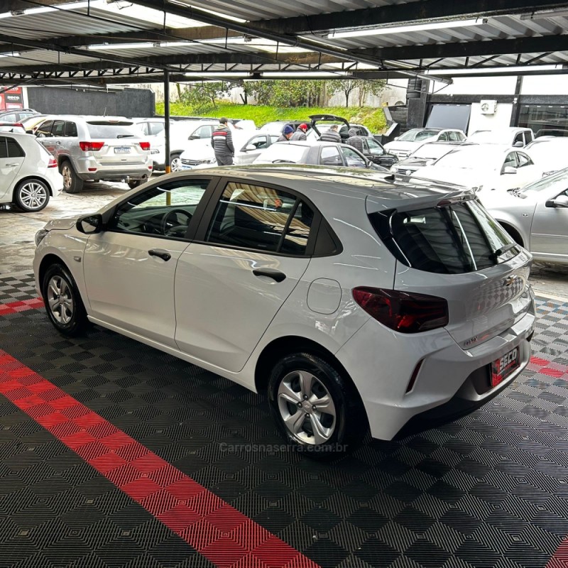 ONIX 1.0 12V FLEX 4P MANUAL - 2024 - PASSO FUNDO